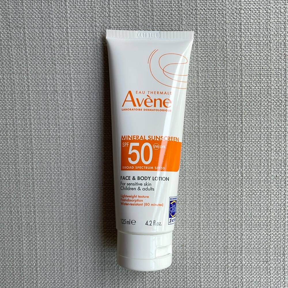 Avene Mineral Sunscreen Face & Body Lotion SPF 50 sealed